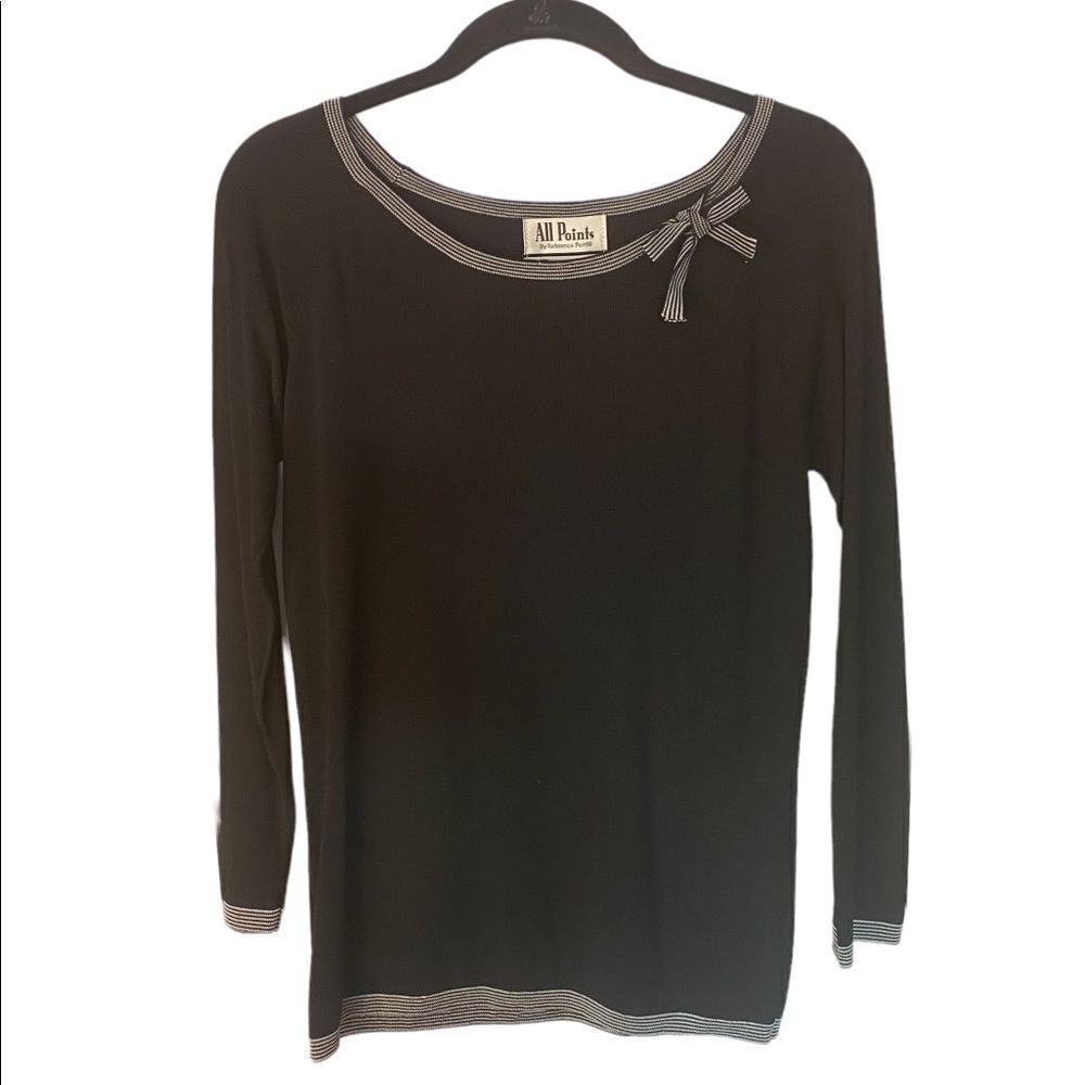 New All Points Classic Knit Top, size Small,‎ black with black and white trim